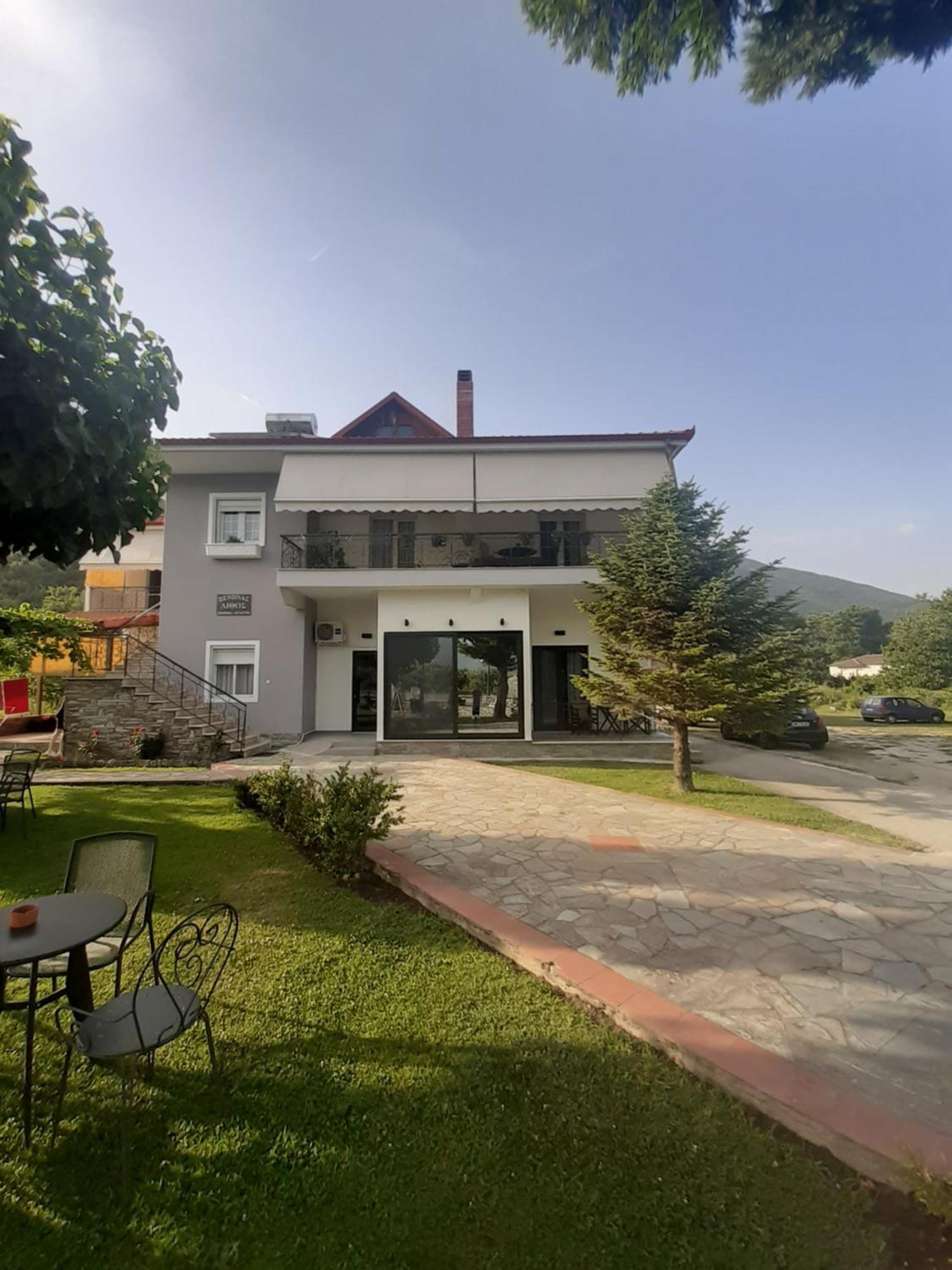 Apartament Lithos Káto Loutrákion Zewnętrze zdjęcie