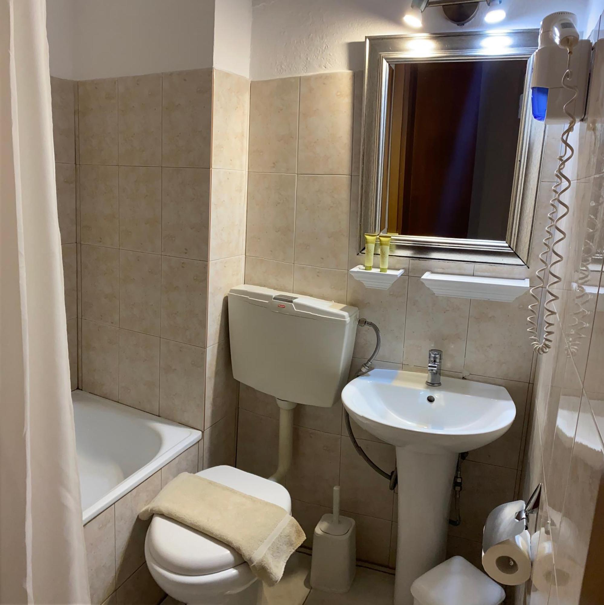 Apartament Lithos Káto Loutrákion Zewnętrze zdjęcie
